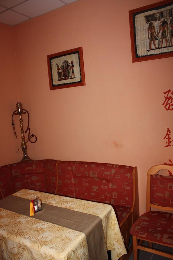 Hotel Gostynnyi Dvir Bucea Exterior foto