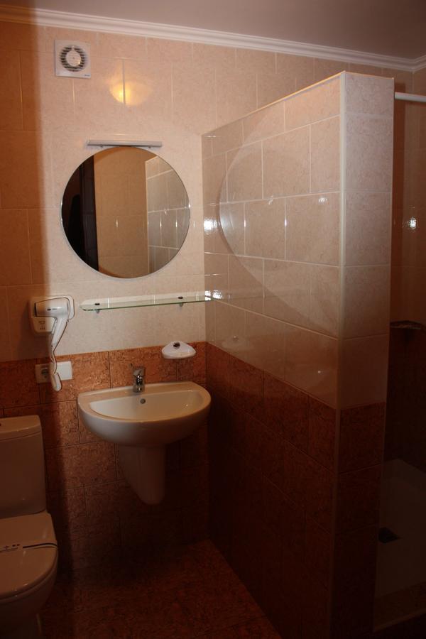 Hotel Gostynnyi Dvir Bucea Cameră foto